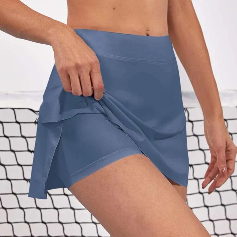 Split side sports skort